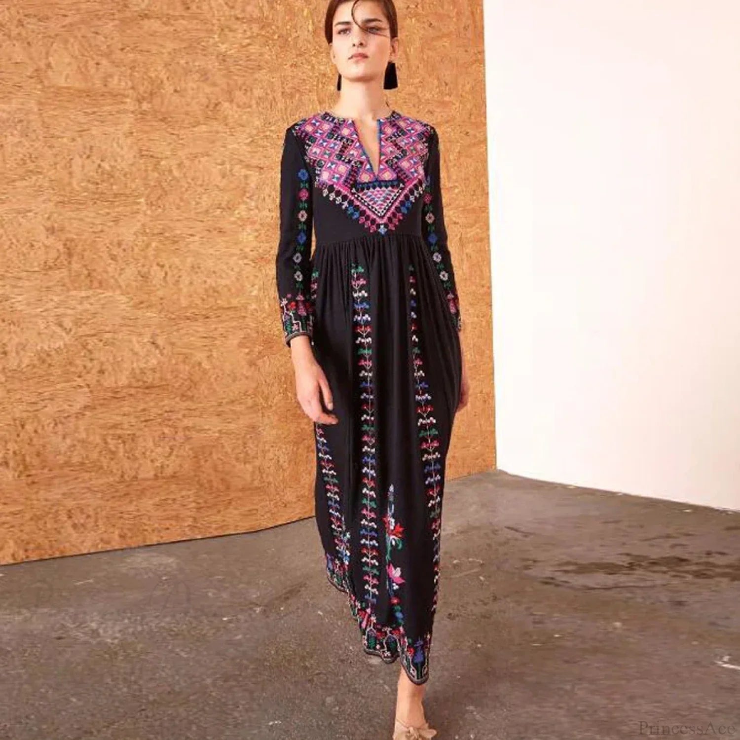 Boho Long Dress Ethnic Floral Embroidery Rayon V-neck Chic Dress image 3