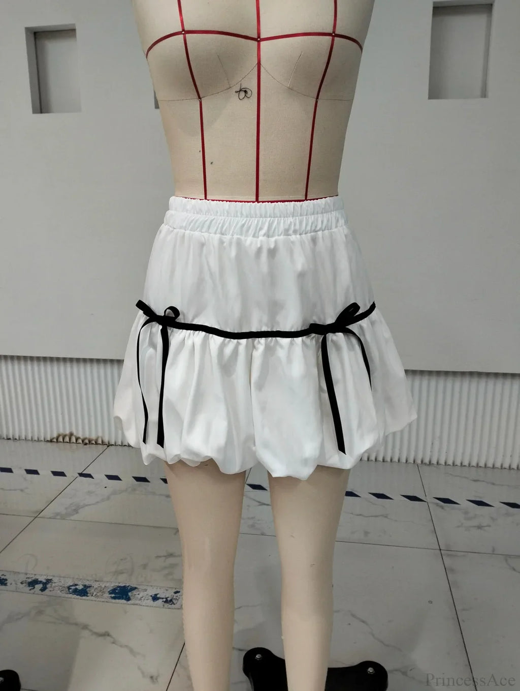 Bubble High Waist Balloon Skirt image 6