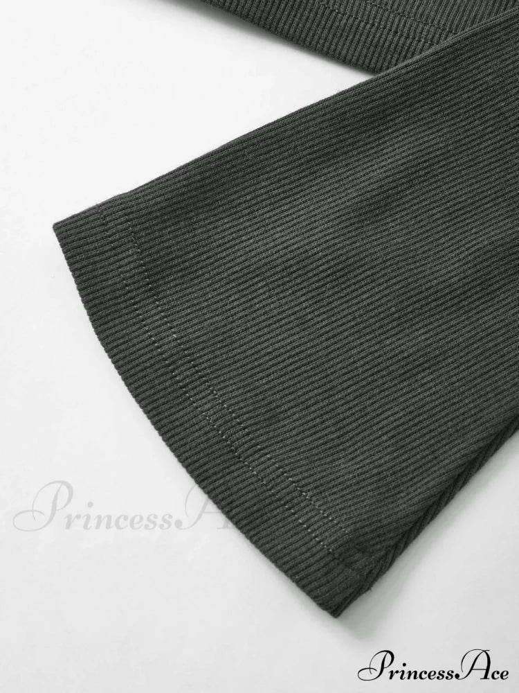 Minimalist Versatile Buttoned Knit Top image 7