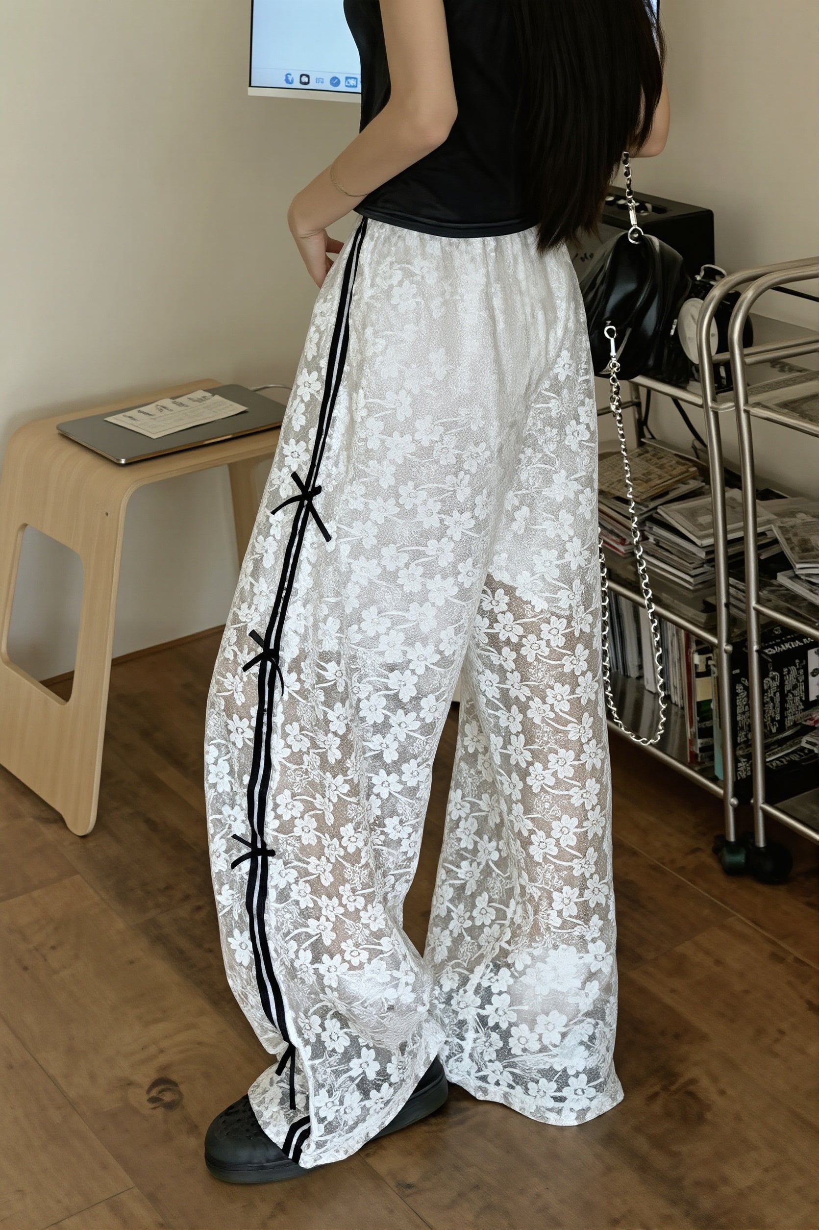 Hollow Out Bowknot Lace Splice Pants image 4