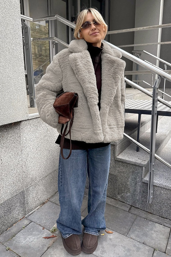 Solid Color Minimalist Fleece Loose Coat image 10