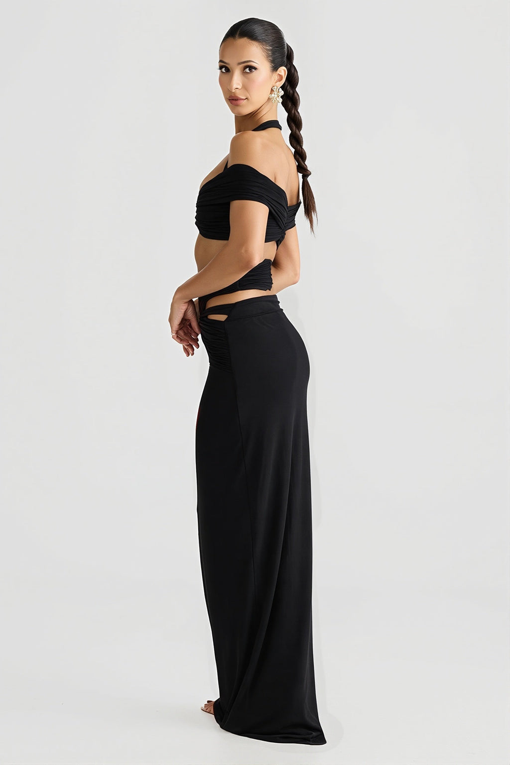Chic Halter Neck Crop Top Pencil Skirt Sets image 5