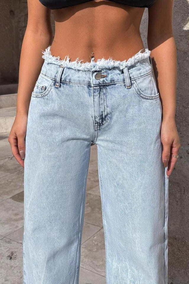 Frayed High Waist Loose Wide Leg Jeans image 5