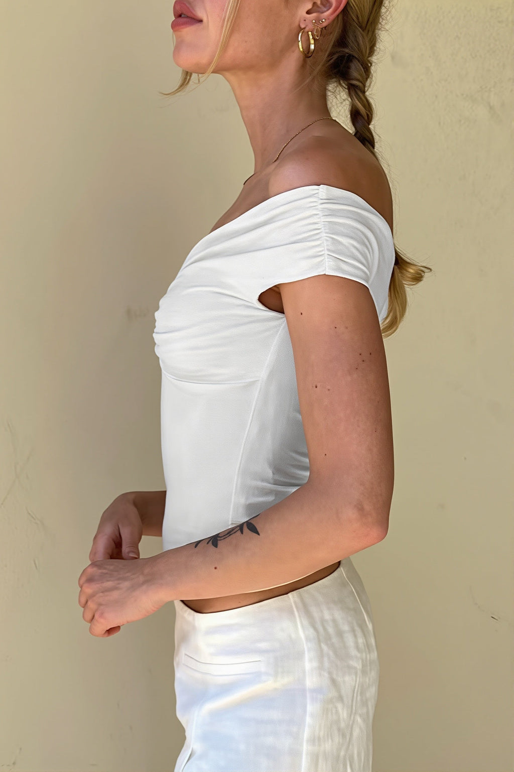 Off Shoulder Ruched Sexy T-shirt image 4