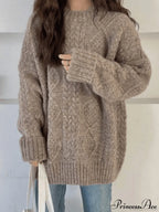 Cable Knit Graceful Cropped Sweater image 4