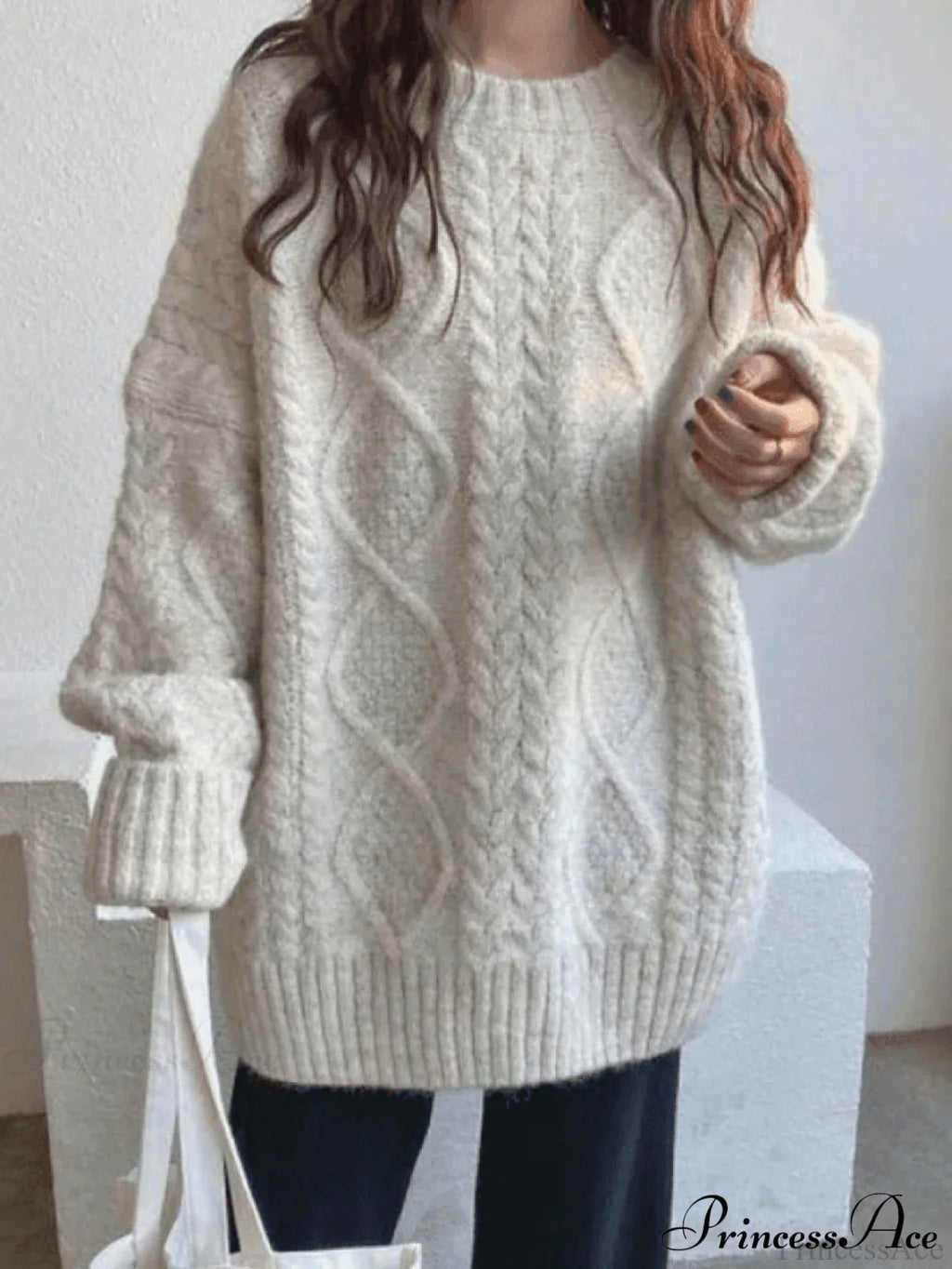 Cable Knit Graceful Cropped Sweater image 2