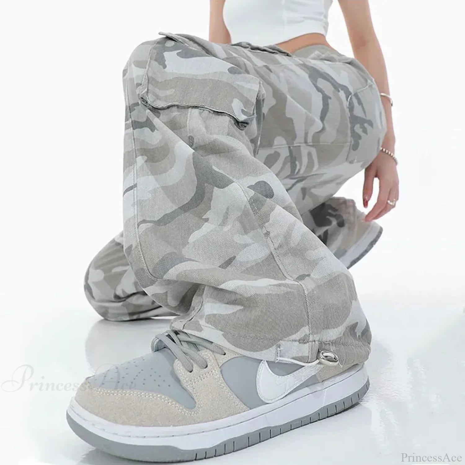 Camouflage Cargo Streetwear Pants image 4