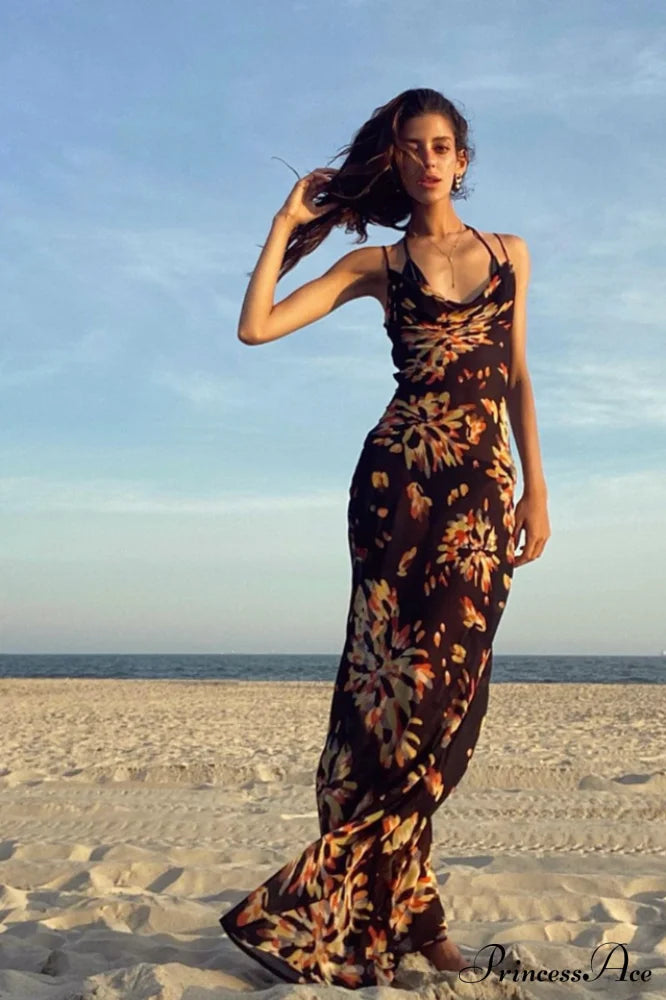 Catarina Elegant Maxi Dress image 9