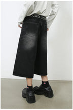 Vintage Y2K Loose Cropped Jeans image 34