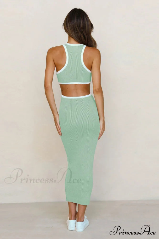 Claudia Elegant Midi Dress image 24