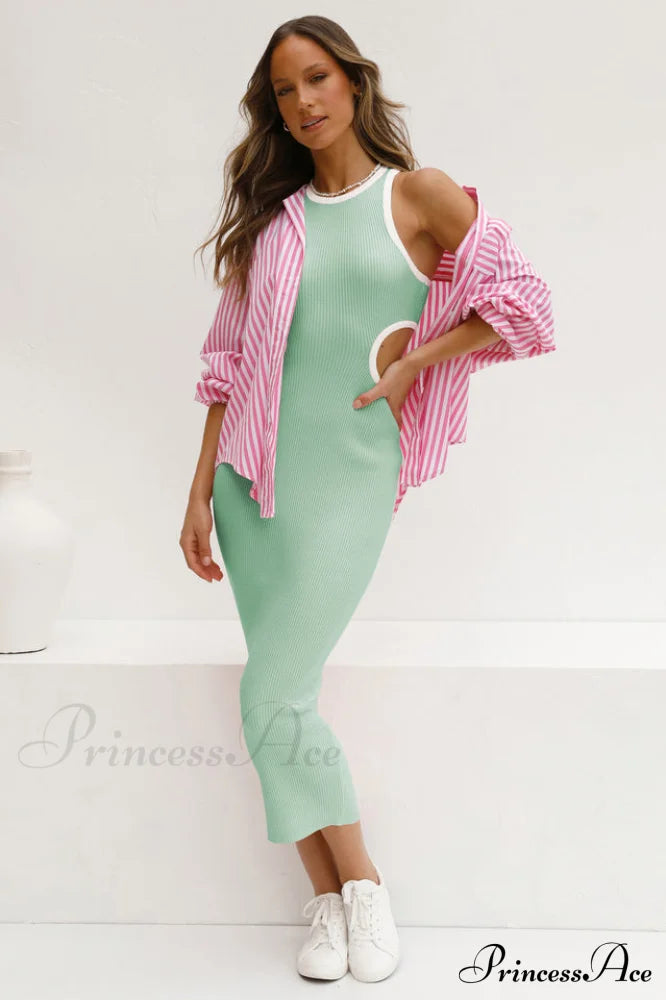 Claudia Elegant Midi Dress image 21