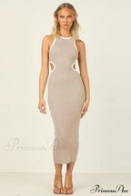 Claudia Elegant Midi Dress image 33