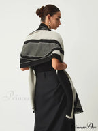 Contrast Color Graceful Geometric Scarf image 2