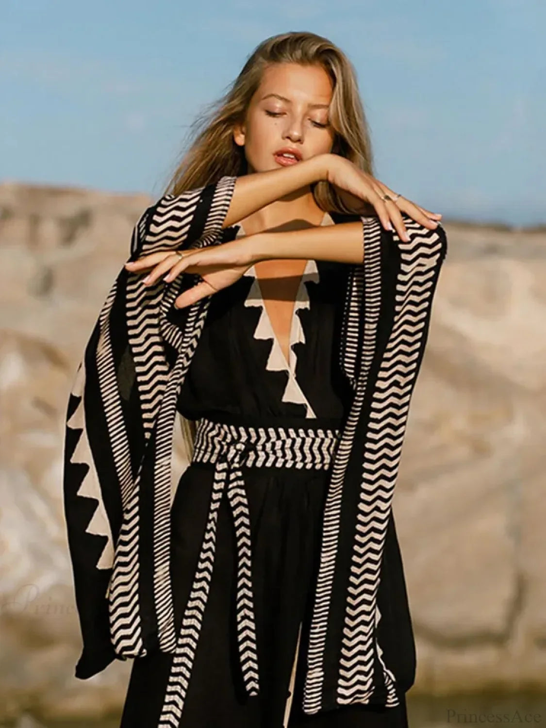 Contrast Color Long Sleeve Bikini Cover Up image 1