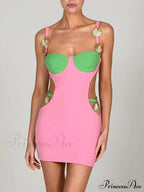 Contrast Color Side Charming Cut Charm Strap Dress image 4
