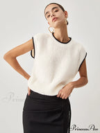 Contrast Trim Graceful Chunky Knit Vest image 3