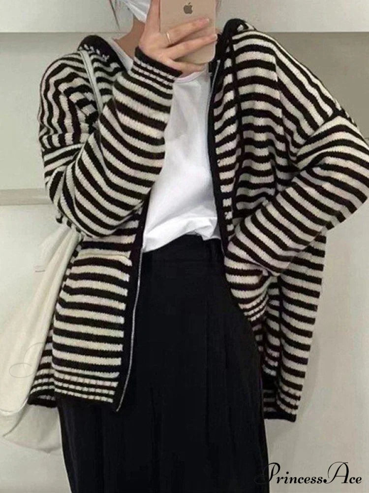 Contrasting Colors Striped Hooded Zipper Cardigan image 3