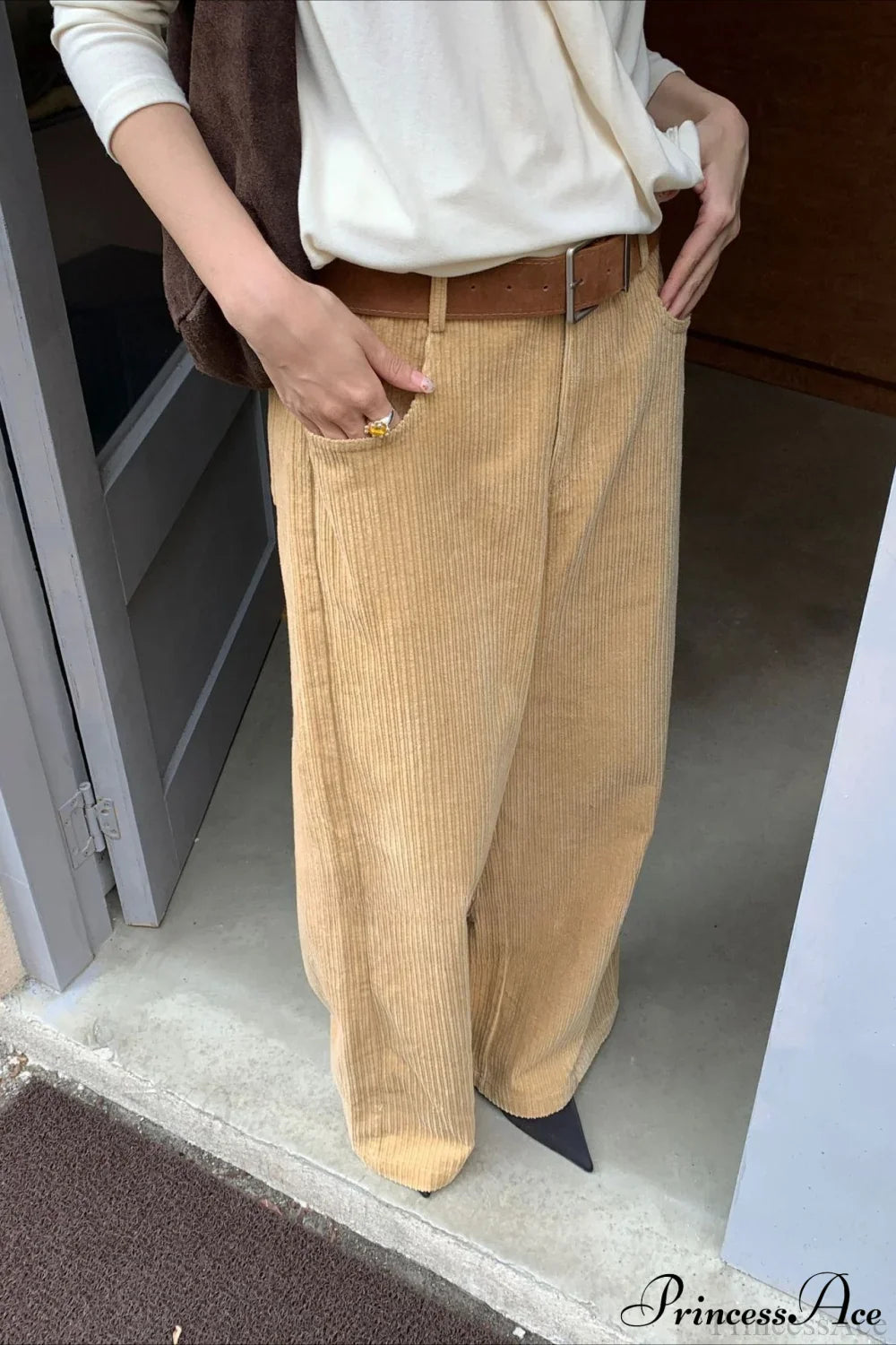 Corduroy High-Waist Wide-Leg Minimal Pants image 7