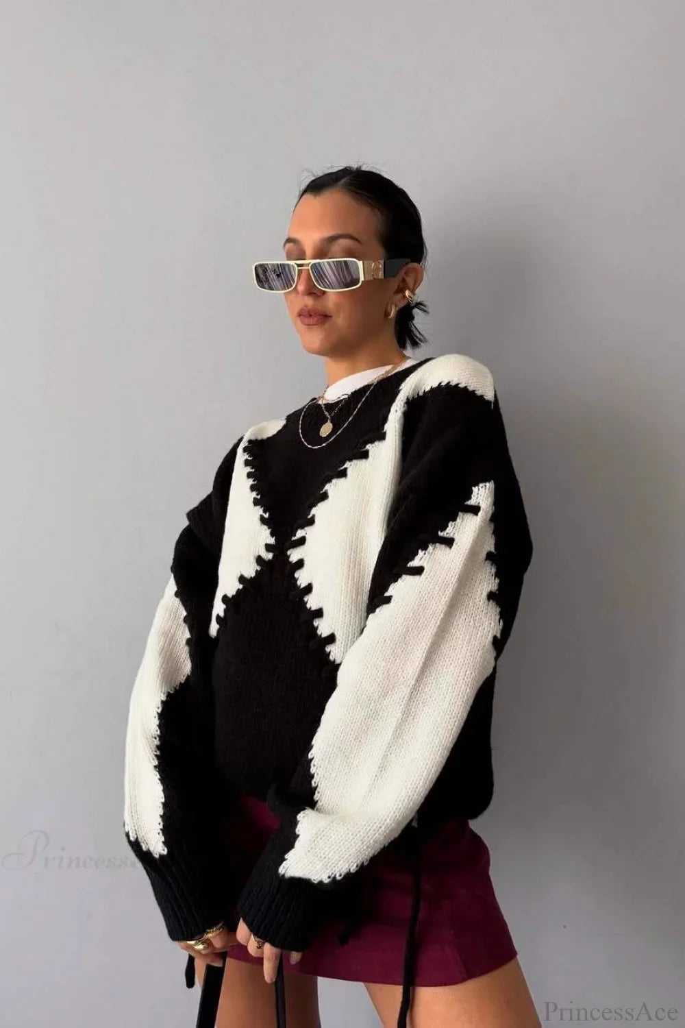 Crew Neck Long Sleeve Contrast Argyle Drawcord Sweater image 5