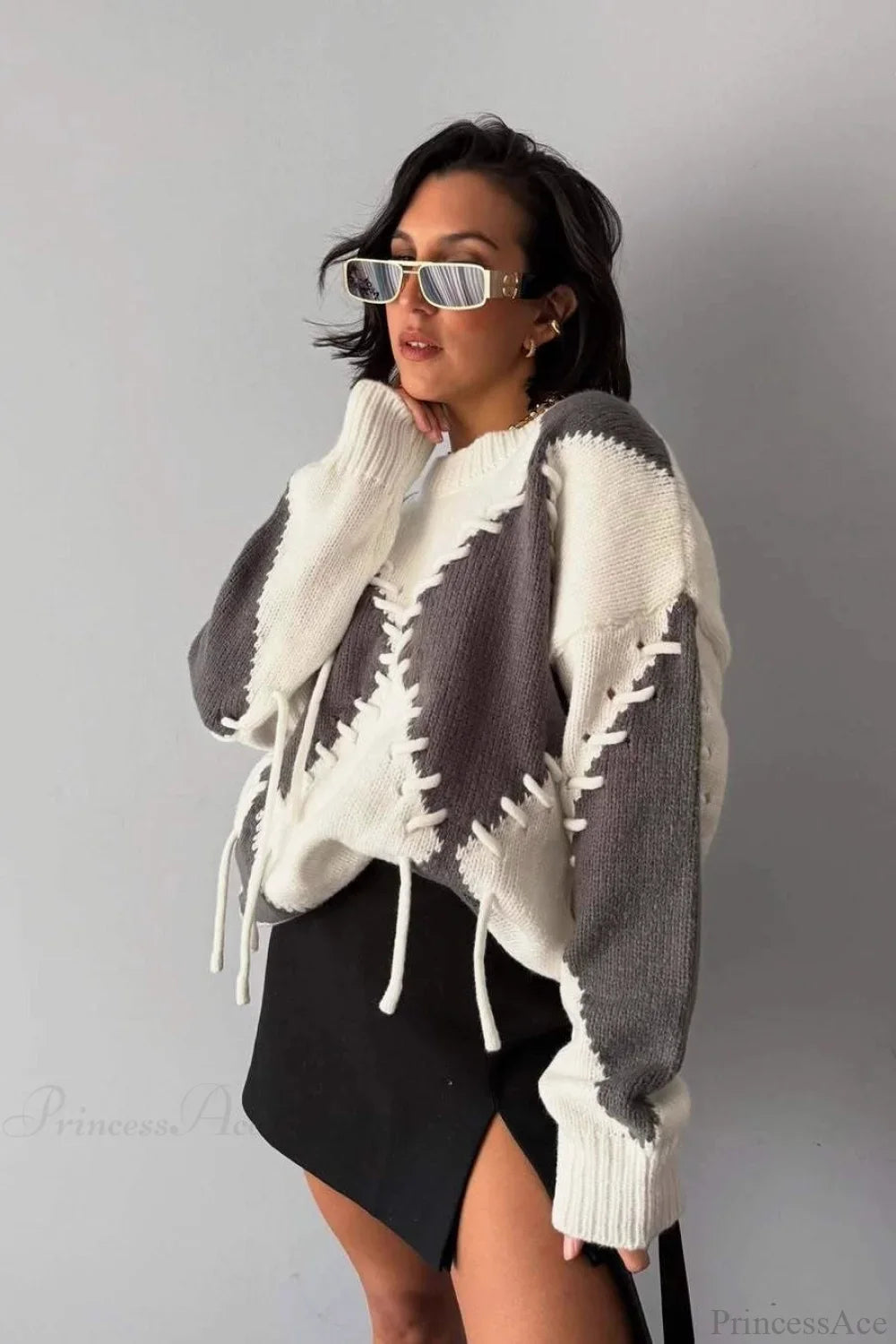 Crew Neck Long Sleeve Contrast Argyle Drawcord Sweater image 2