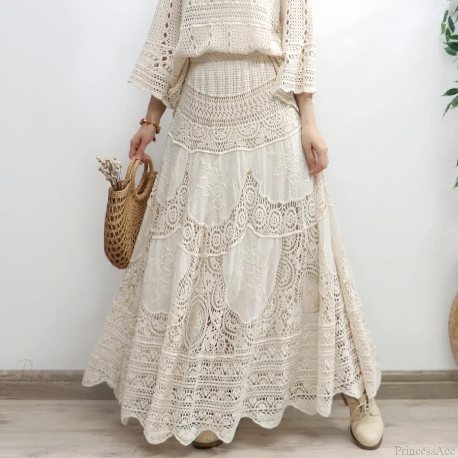 Crochet Hollow Apricot Lace Skirt image 3