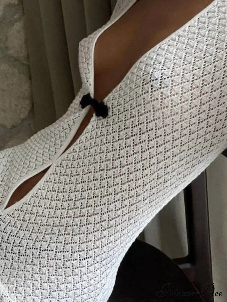 Crochet Lace Graceful Long Sleeve Blouse image 3