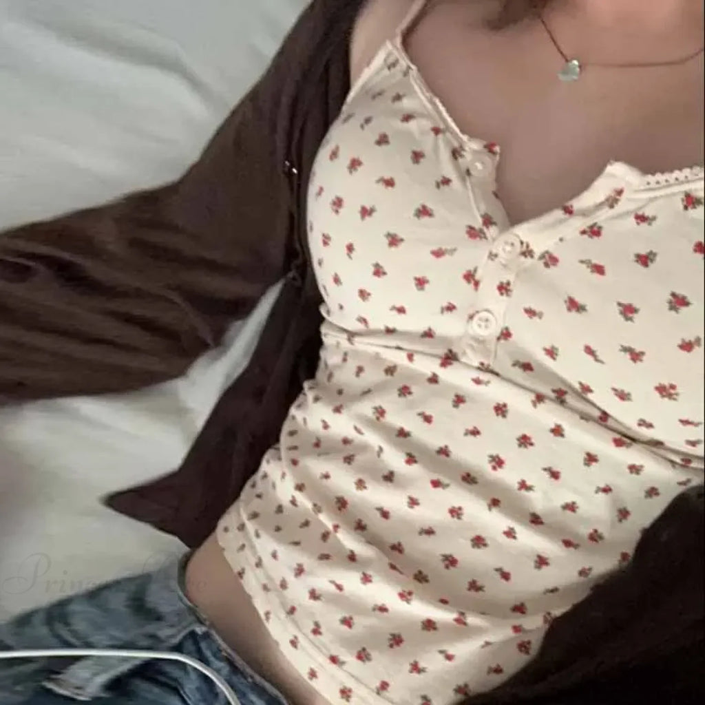 Cute Floral Print Button-Up O Neck Crop Top image 2