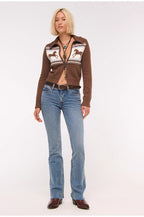 Versatile Collared Color-Block Short Knit Cardigan image 3