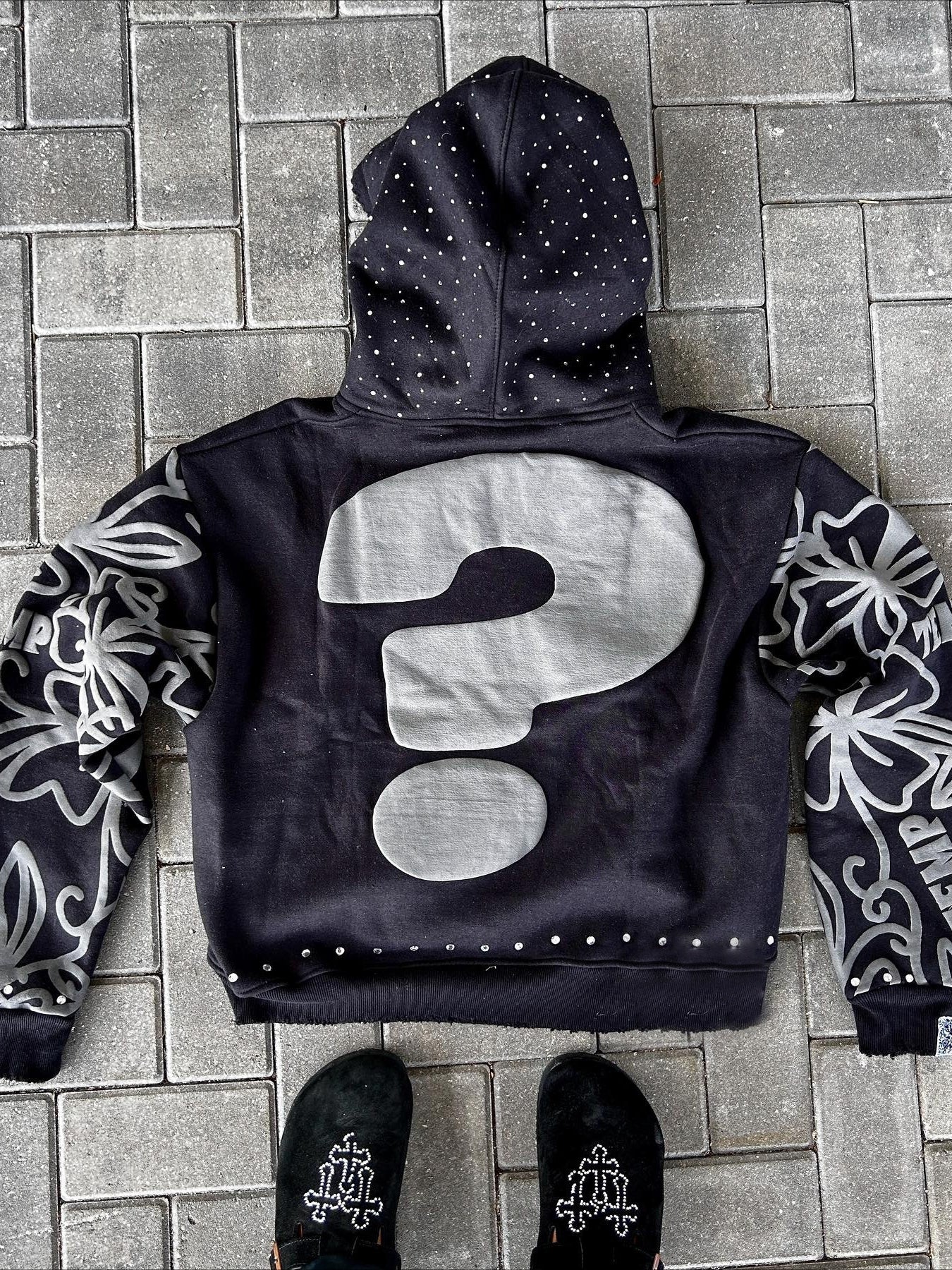 Street Style Graphic Hoodie image 1