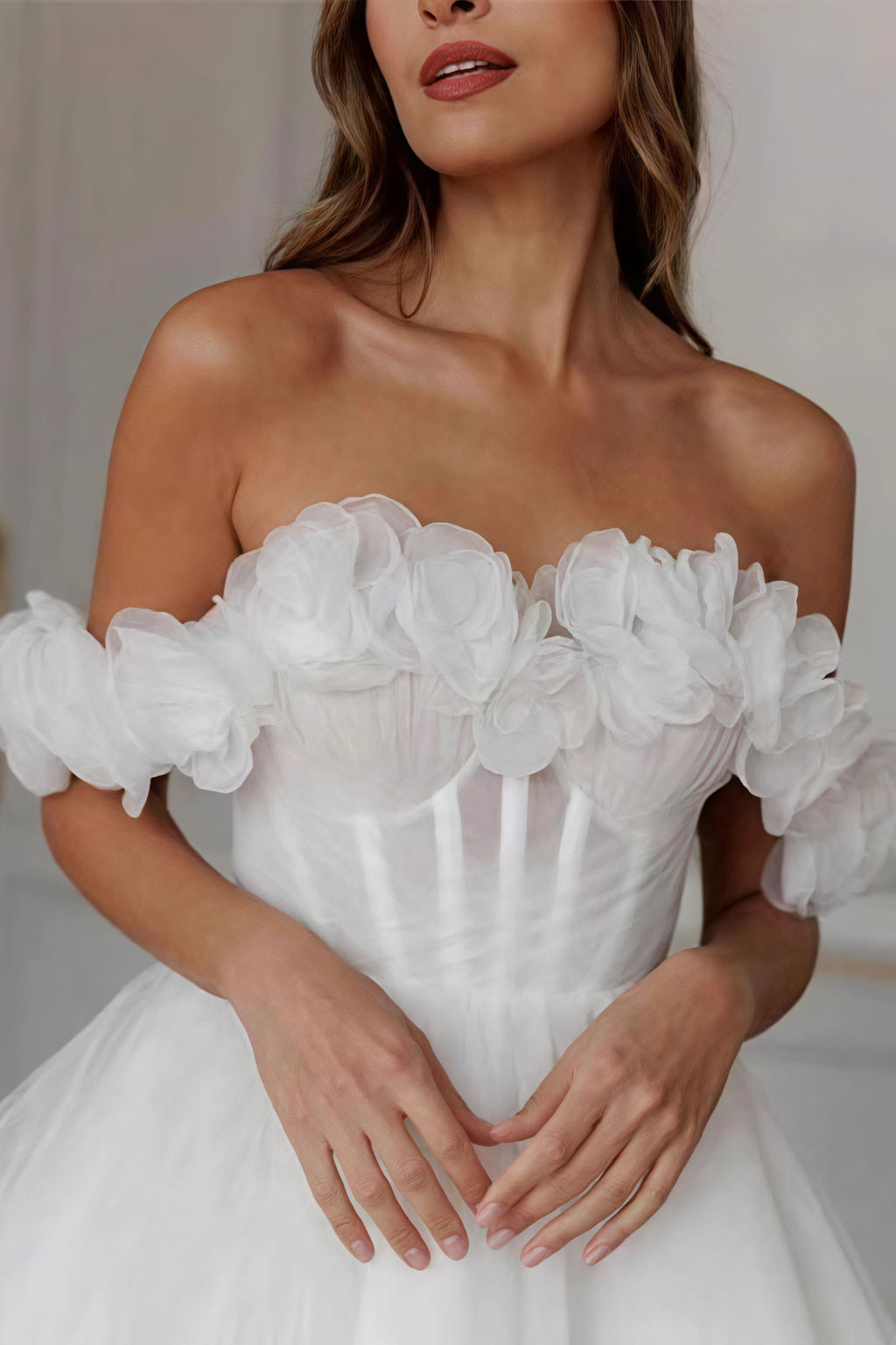 Elegant Off Shoulder Flower Boned Tulle Reception Dress image 4