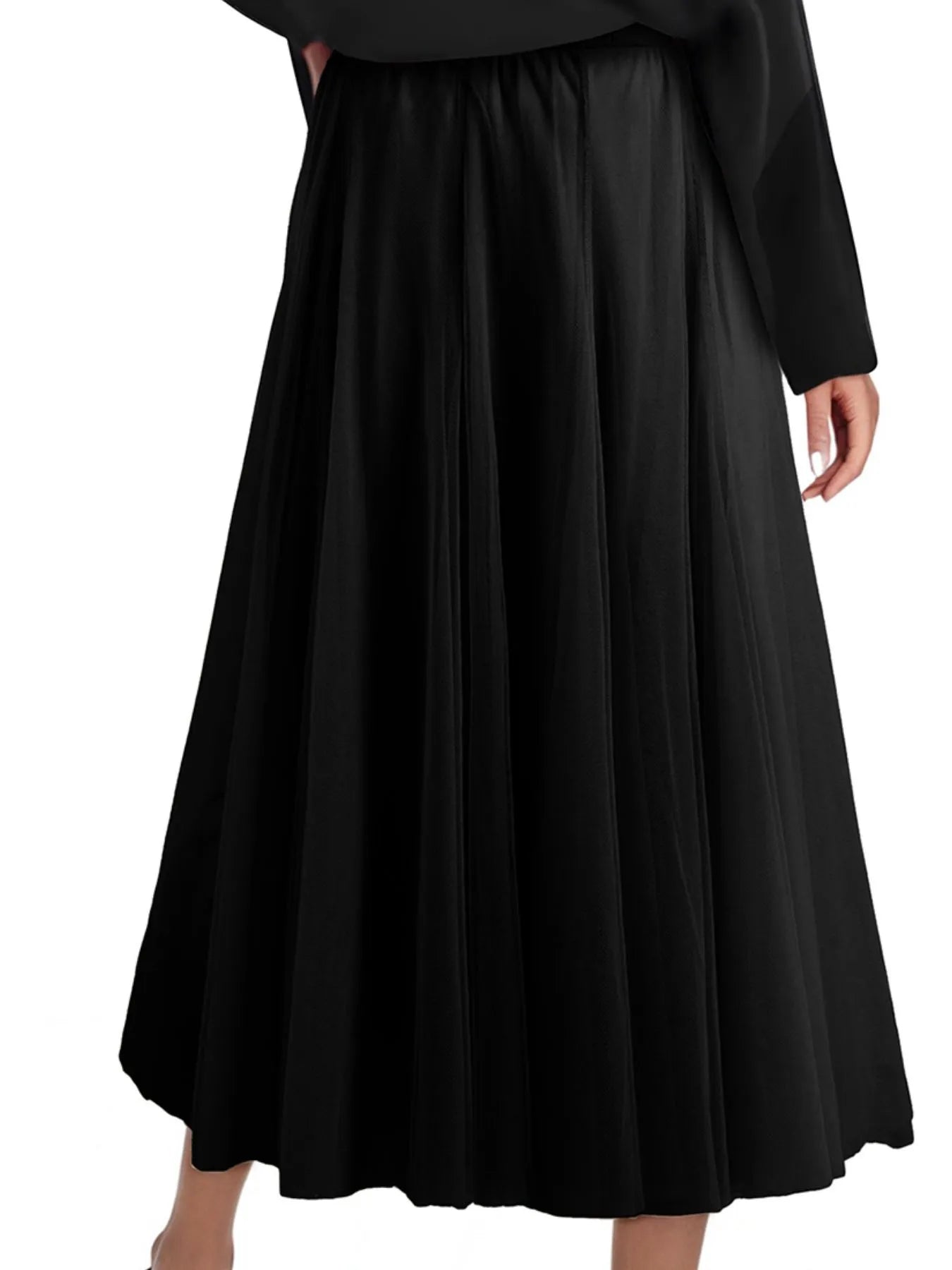 Mira Midi Skirt detail view styled for Avrienne