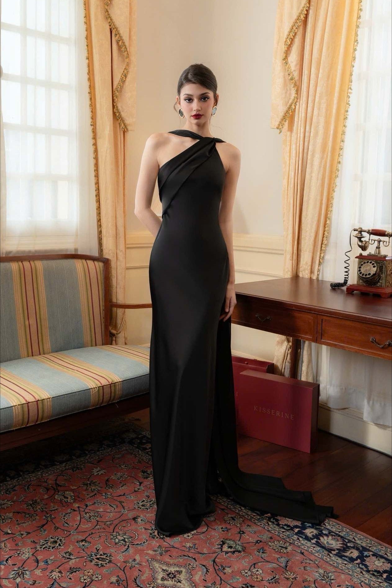 Satin Mermaid Slim Fit Elegant One Shoulder Solid Color Prom Dress image 17