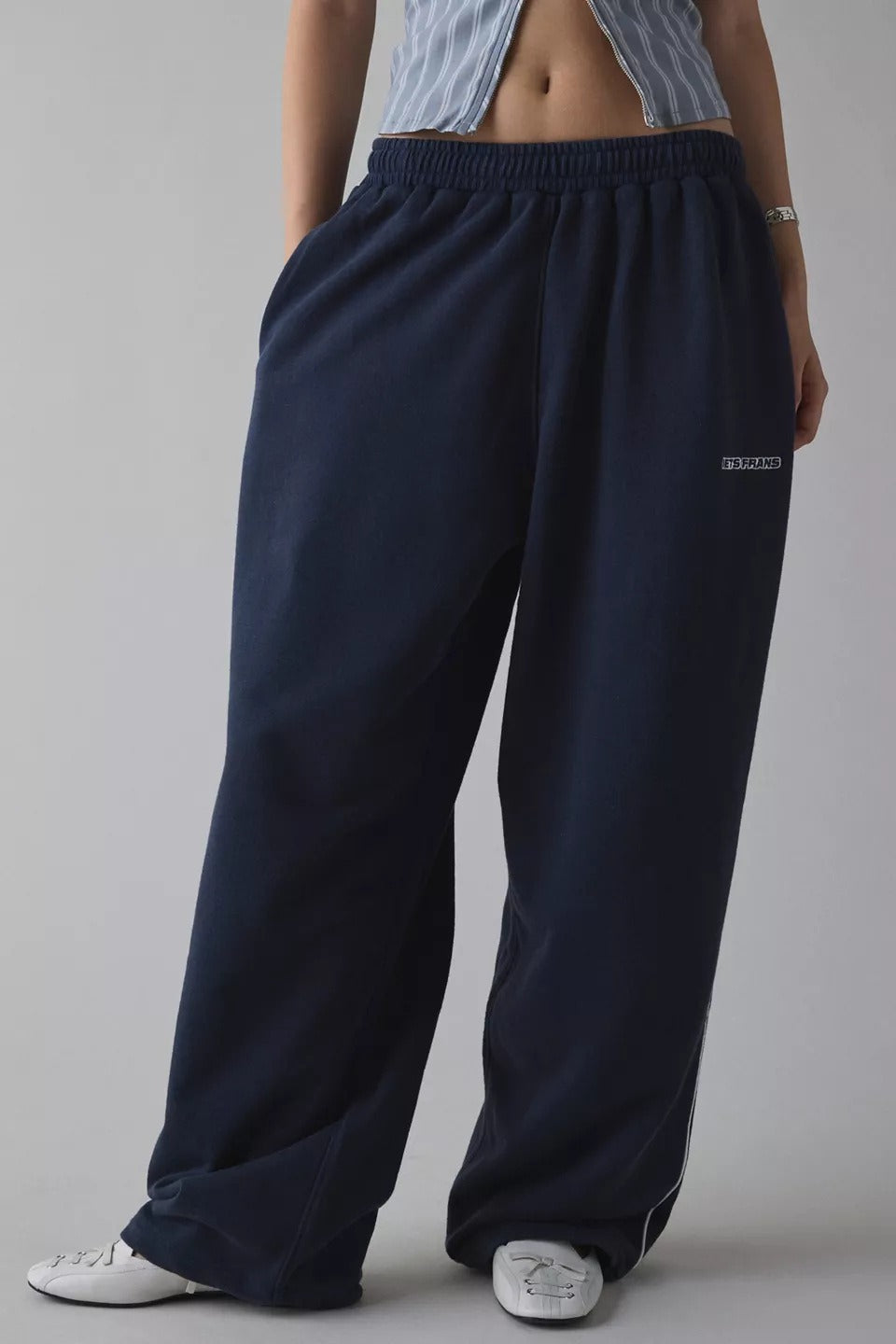 Elastic Waist Loose Fit Casual Pants image 8