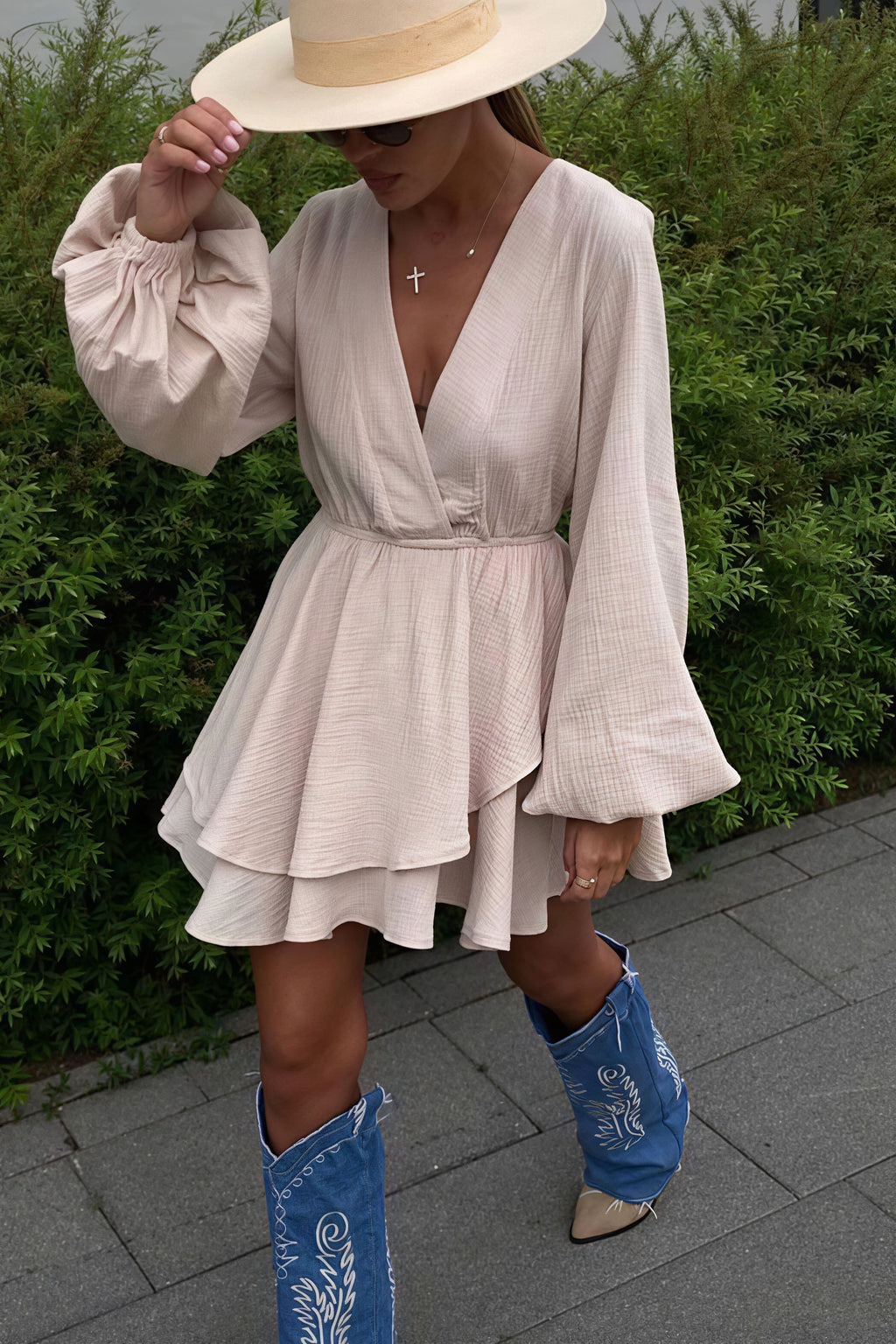 Fashion Solid Color Waist Cinching Mini Dress image 1