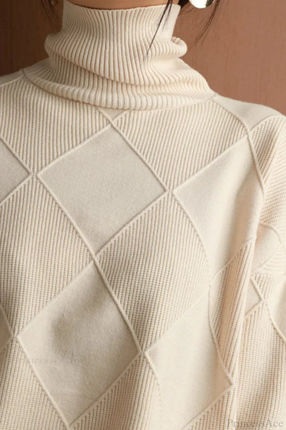 Diamond Pattern Turtleneck Loose Long-Sleeve Sweater image 9