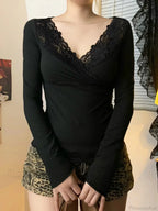 Dirty Lace V-neck Knit Top image 3