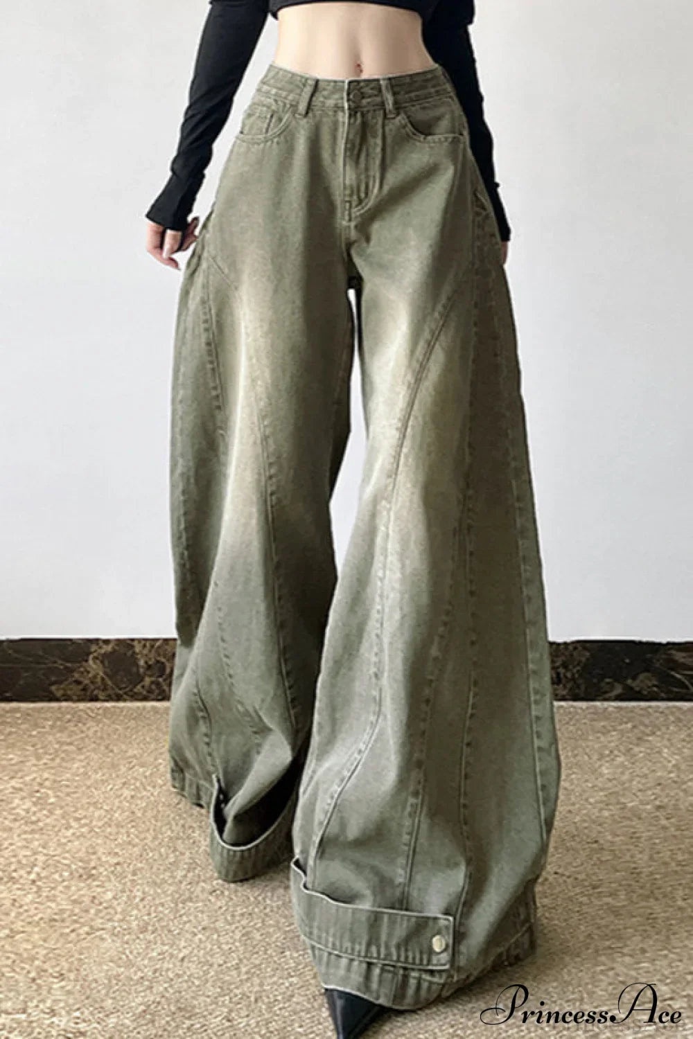 Distressed Low Waist Flared Wide Leg Jeans image 3