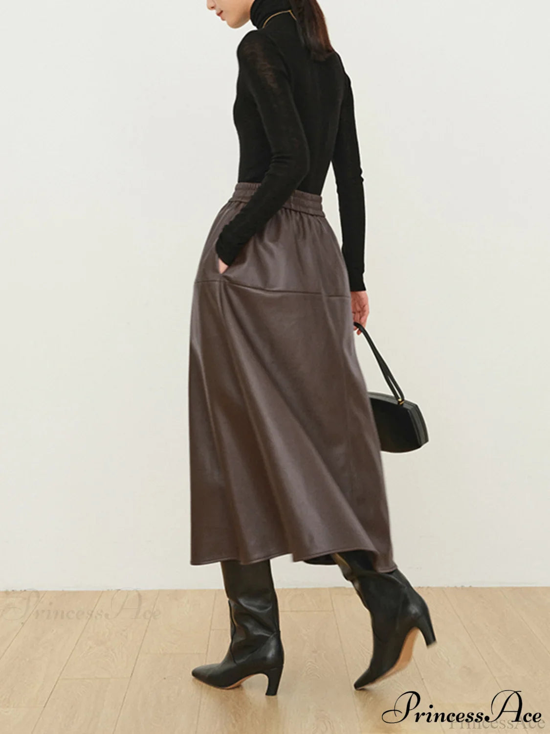 Double Pockets Graceful Leather Maxi Skirt image 3