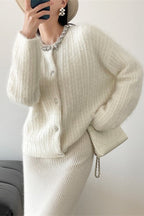 V-Neck Slim-Fit Knit Cardigan image 4