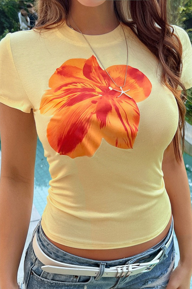 Romantic Floral Print Crew Neck Slim Crop T-shirt image 1