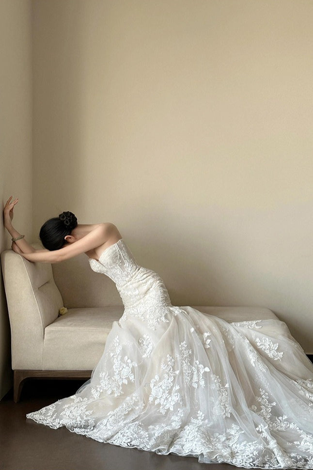Lace Strapless Mermaid Train Wedding Dress image 2