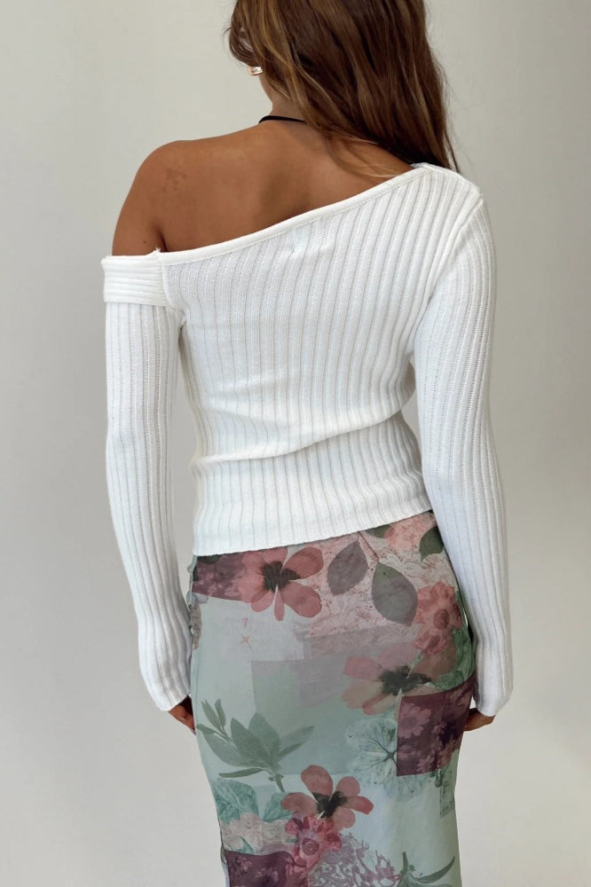 Fitted Off-Shoulder Ribbed Knit Sweater image 4