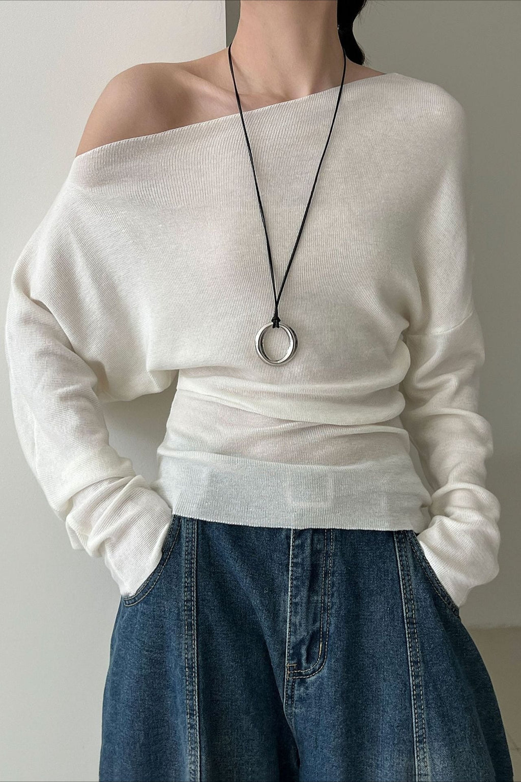 Waist Defining Asymmetric Shoulder Knit Top image 5