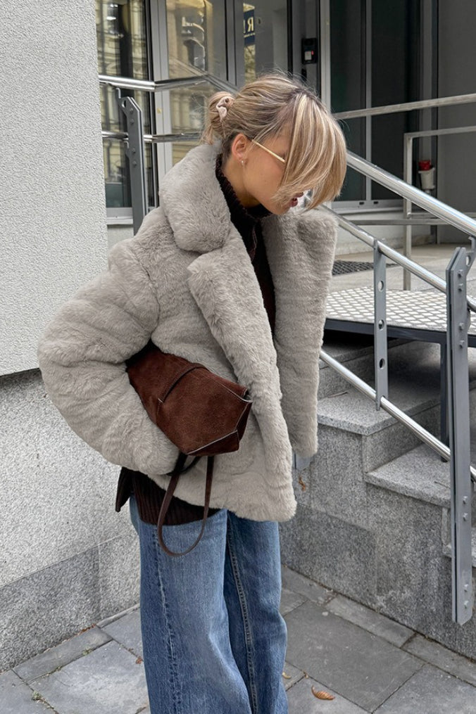 Solid Color Minimalist Fleece Loose Coat image 11