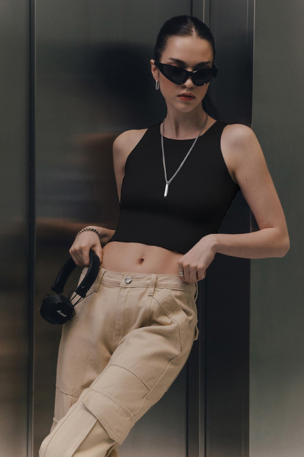 Solid Cropped Knit Top image 4