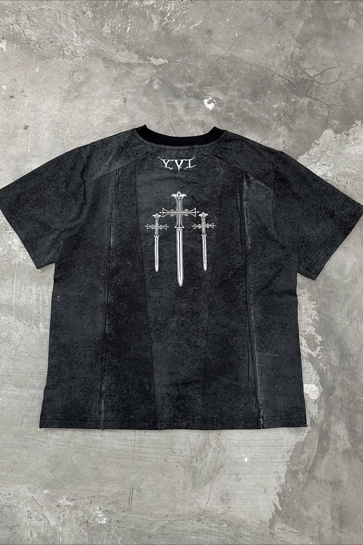 Dark Trend Black White Print Short Sleeve T-shirt image 2