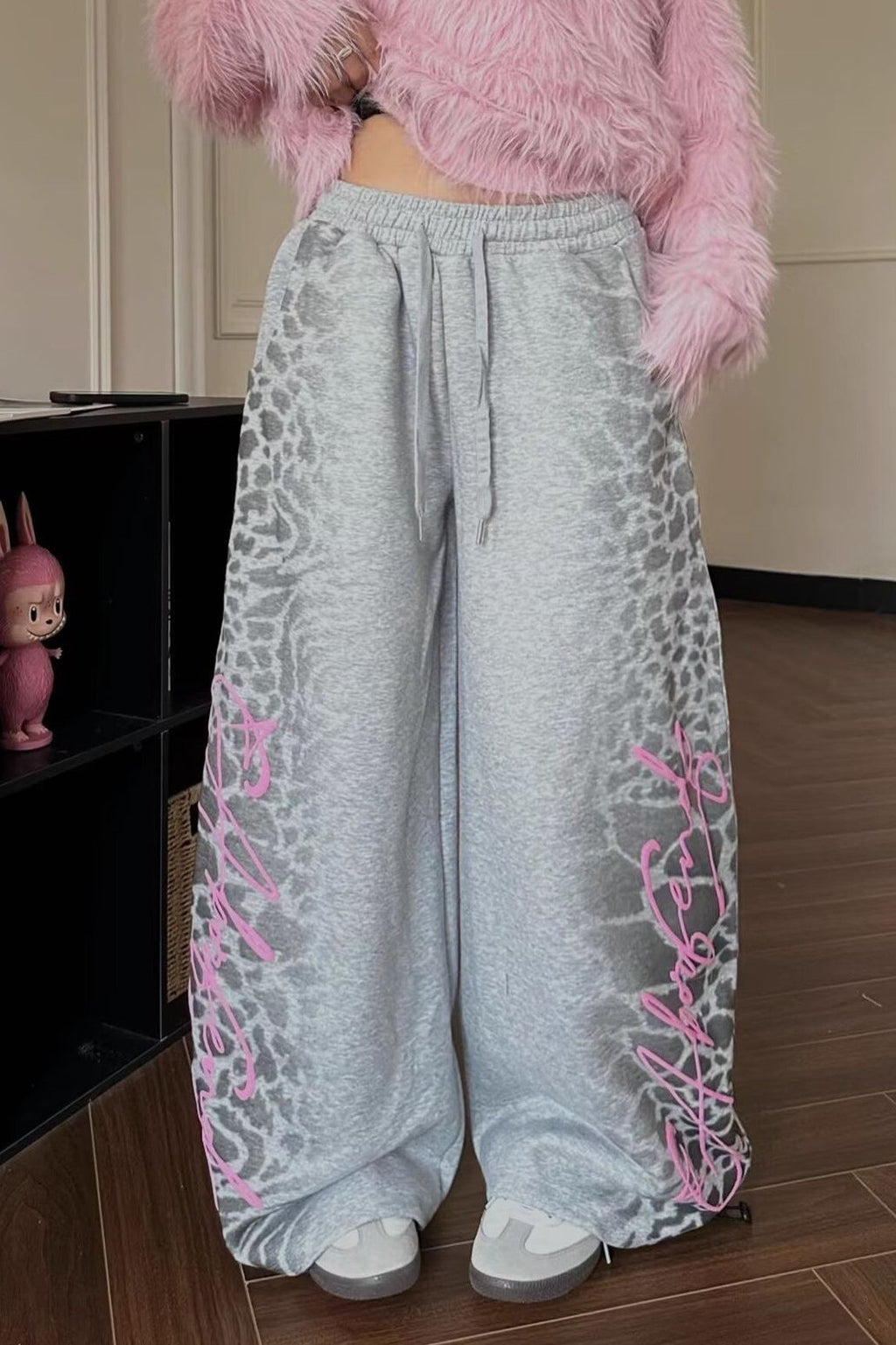 Retro Leopard Letter Embroidered Loose Pants image 4