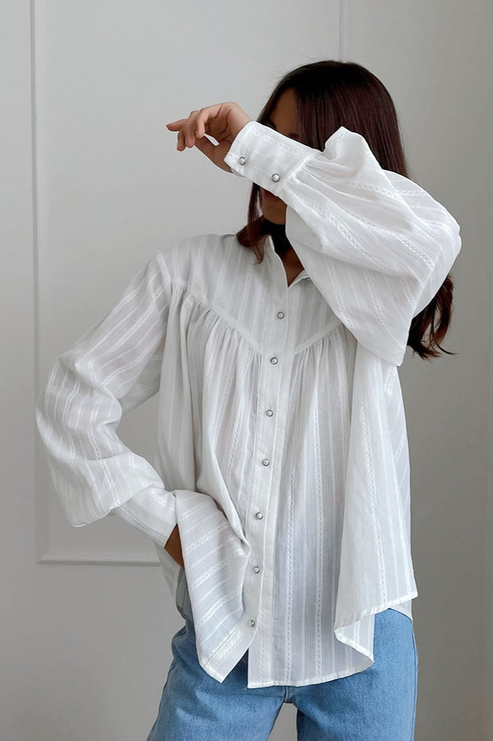 White Cotton Jacquard Stand Collar Blouse image 2