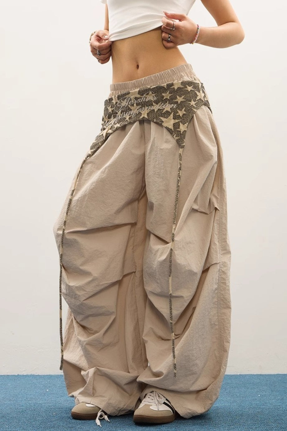 Layered Star Print Loose Cargo Pants image 1