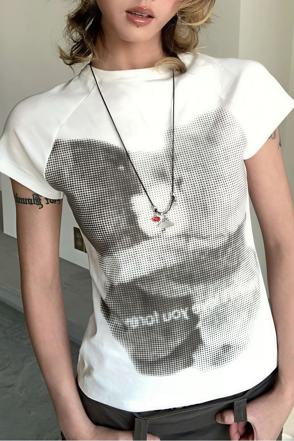 Bear Print Slim Cropped Cotton T-shirt image 2
